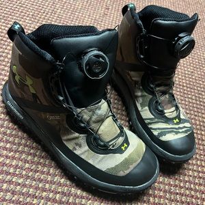 Under armour fat tire boots 10.5